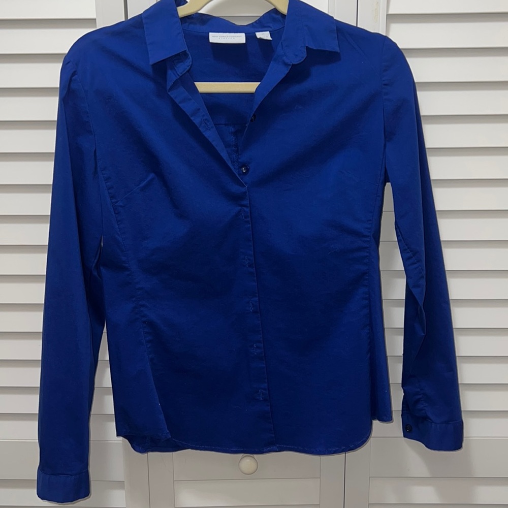 New York & Company stretch blouse xs blue